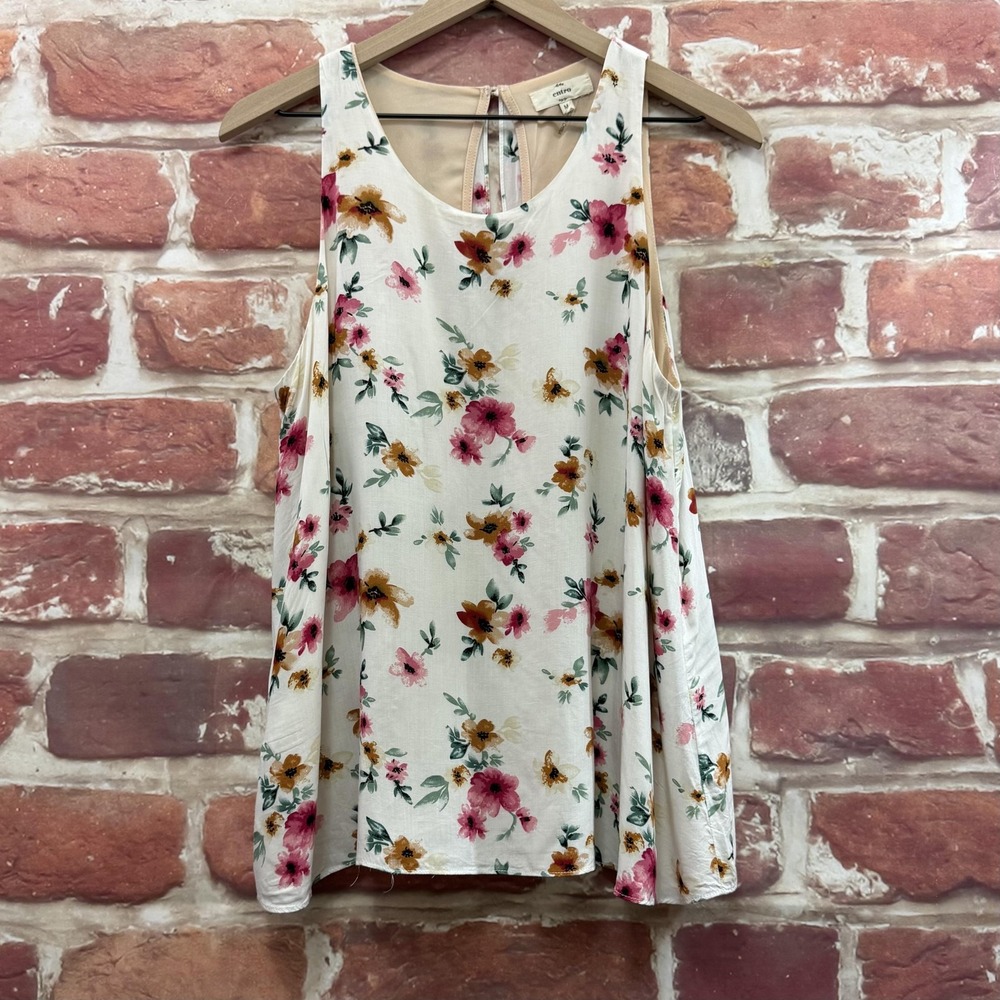 Entro Top Women's M Multicolor Chic Garden Floral Split Stretchy Back Tank Shirt